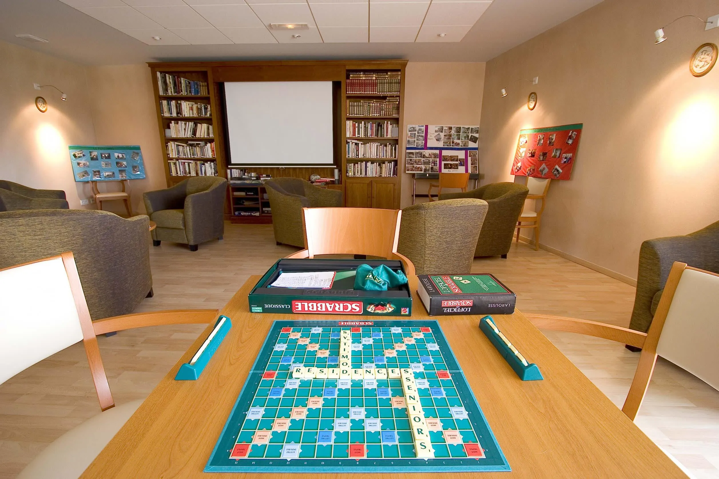 Photo de Résidence Domitys Le Clos de la Cheminée Ronde - Résidence Services Seniors