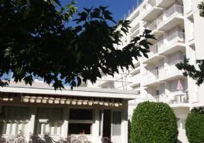 Photo de Ehpad Dauphine - Maison de retraite / EHPAD