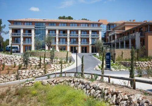 Residence Retraite Eleonore - Maison de retraite / EHPAD à Aix-en-Provence