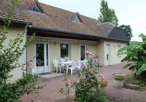 Ehpad La Maison Des Huis - Maison de retraite / EHPAD à Neuville-lès-Decize