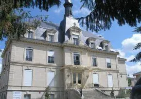 Photo principale de Hopital Geriatrique De L'Isle Adam   Fondation Chantepie Mancier - Maison de retraite / EHPAD