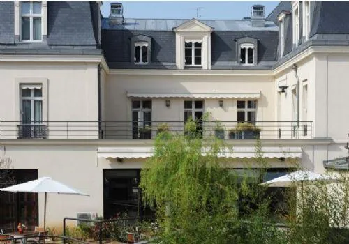 Ehpad Villa Concorde Maison de Famille - Maison de retraite / EHPAD à Asnières-sur-Seine