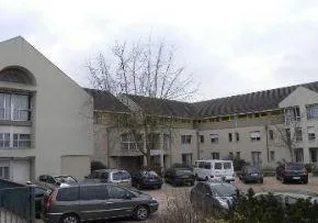 Maison De Retraite Les Vignes - Maison de retraite / EHPAD à Dompierre-sur-Besbre