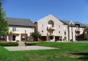 Photo principale de Ehpad Les Bruyeres - Maison de retraite / EHPAD