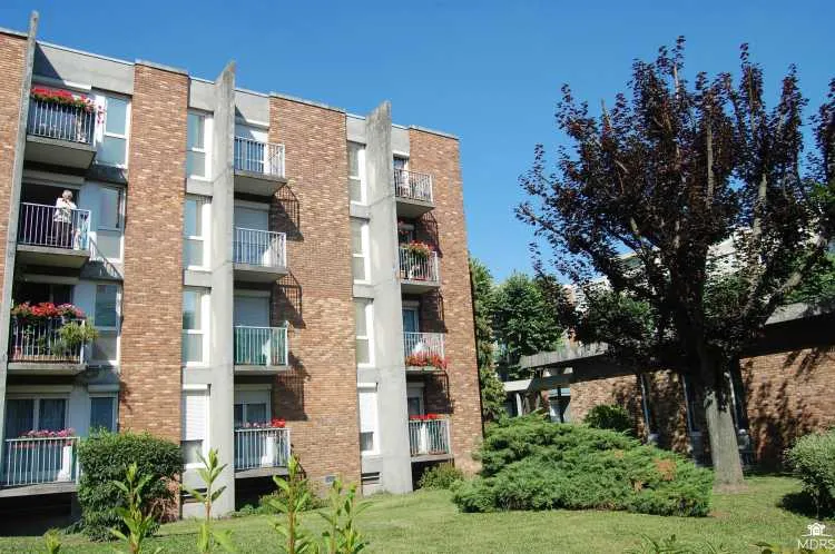 Résidence Gaston-Monmousseau - Résidence Services Seniors à Bobigny