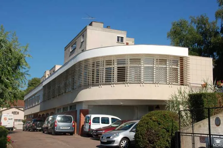 Residence De La Colline - Maison de retraite / EHPAD à Château-Renard