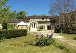 Maison De Retraite Les Boutons D'Or - Maison de retraite / EHPAD à Ruffec