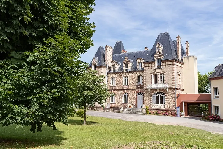 Le Chateau Du Haut Venay - Maison de retraite / EHPAD à Saint-Lubin-des-Joncherets