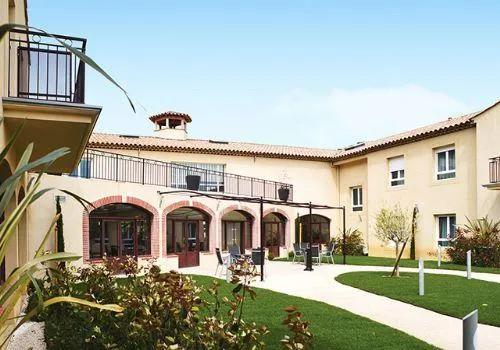 Korian L'Agora - Maison de retraite / EHPAD à Vauvenargues
