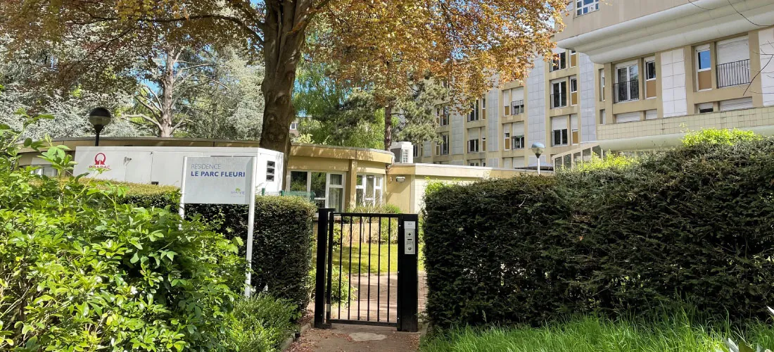 Photo de Residence Le Parc Fleuri