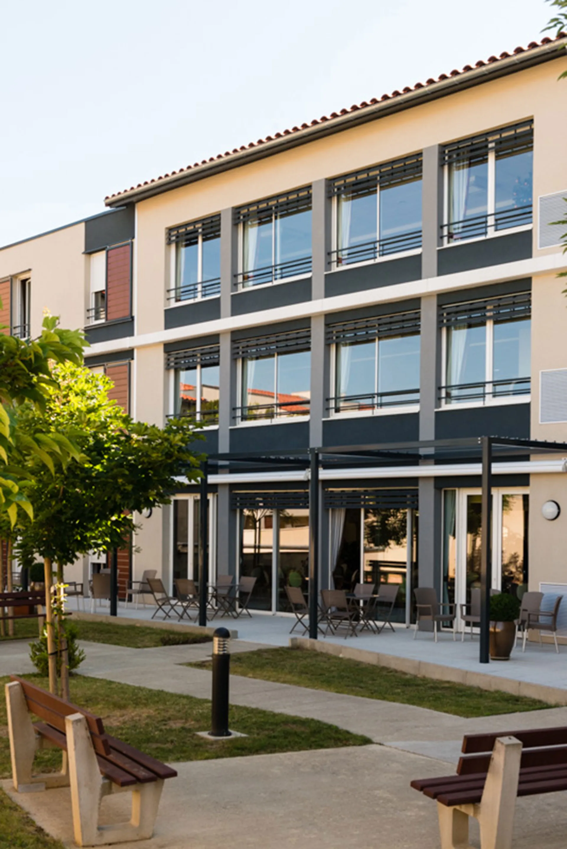 Photo de Les Jardins des Verchères - statut EHPA - Résidence Services Seniors