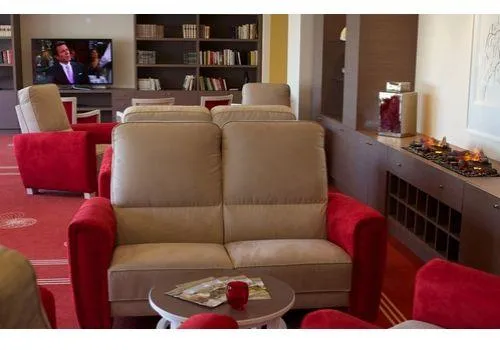 Photo principale de Ehpad La Maisonnée de Martigues - Résidence Services Seniors