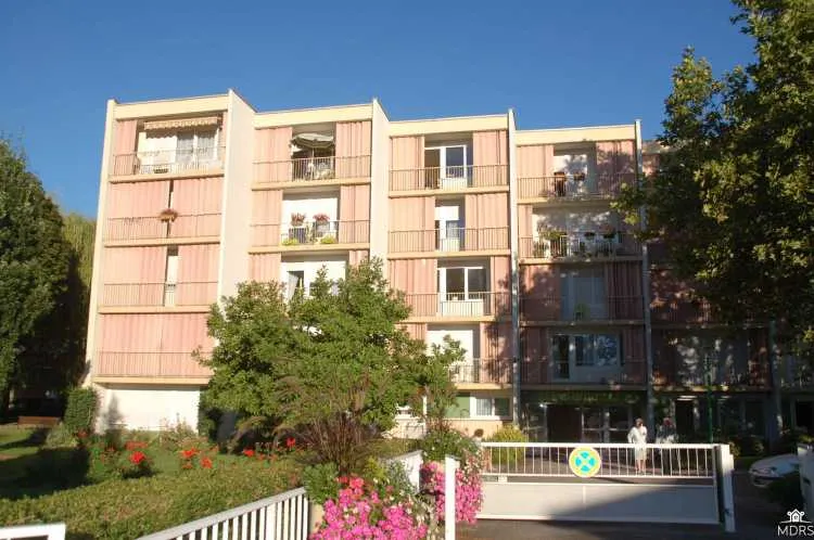 Photo principale de Foyer-Résidence Les jonquilles - Résidence Services Seniors