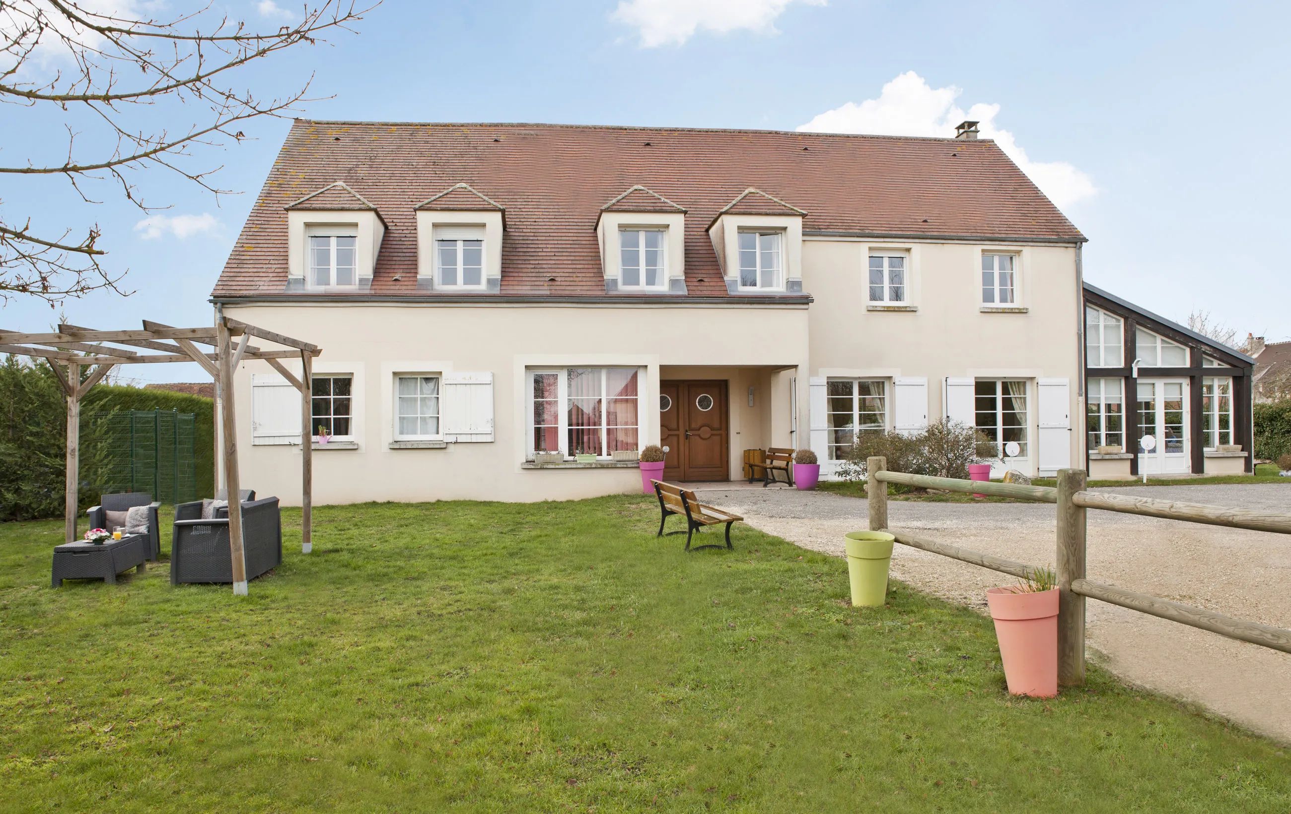 Résidence Baccara - Maison de retraite / EHPAD à Pécy