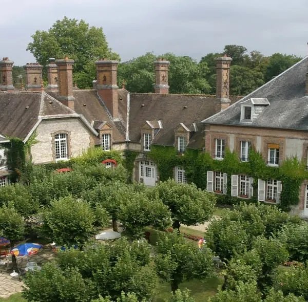 Le Chateau De Villeniard - Maison de retraite / EHPAD à Vaux-sur-Lunain