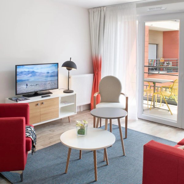 Résidence Domitys La Courtine - Résidence Services Seniors à Melun