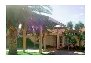 Maison De Retraite Les Lauriers Roses - Maison de retraite / EHPAD à Le Soler