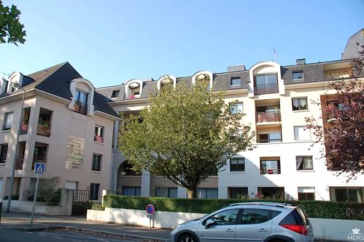 Les Jardins D'Avesnieres - Résidence Services Seniors à Laval