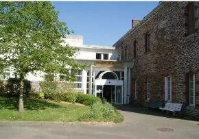 Residence Pierre Et Marie Curie - Maison de retraite / EHPAD à Retiers