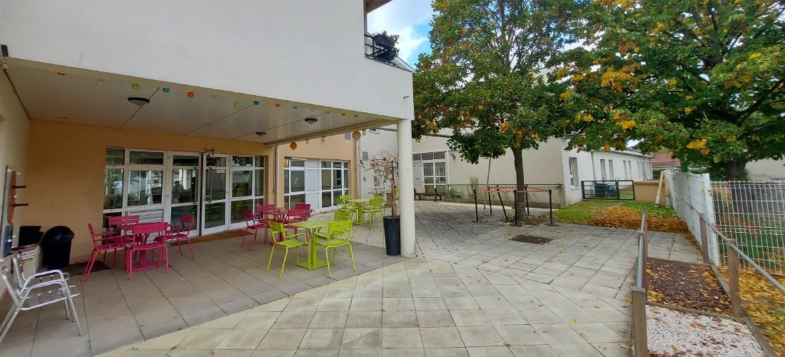 Residence Le Clos Des Pries - Maison de retraite / EHPAD à Vernouillet