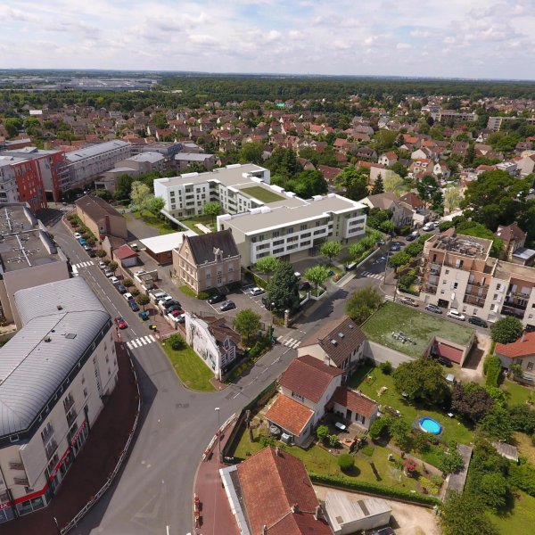 Résidence Domitys Les Notes Florales - Résidence Services Seniors à Combs-la-Ville