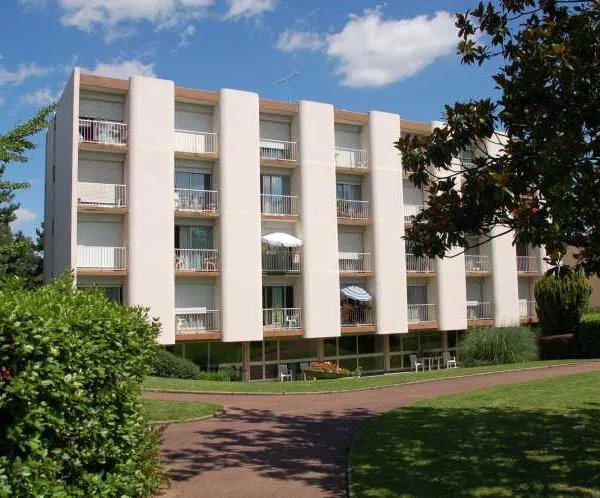 Residence De L'Esperance - Résidence Services Seniors à Thiais