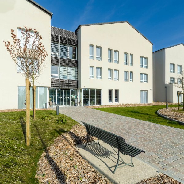 Résidence Les Boutons D'Or - Maison de retraite / EHPAD à Bourg-et-Comin