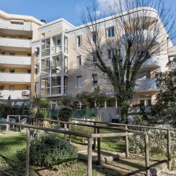 EHPAD Les Soleiades - Maison de retraite / EHPAD à Nîmes