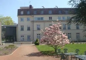 Maison De Retraite Notre Dame Des Cedres - Maison de retraite / EHPAD à Montagney