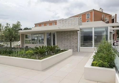 EMERA - Résidence Séniors Anne - Résidence Services Seniors à Grasse