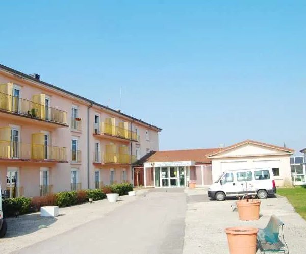 Maison De Retraite Belle Verriere - Maison de retraite / EHPAD à Bayel