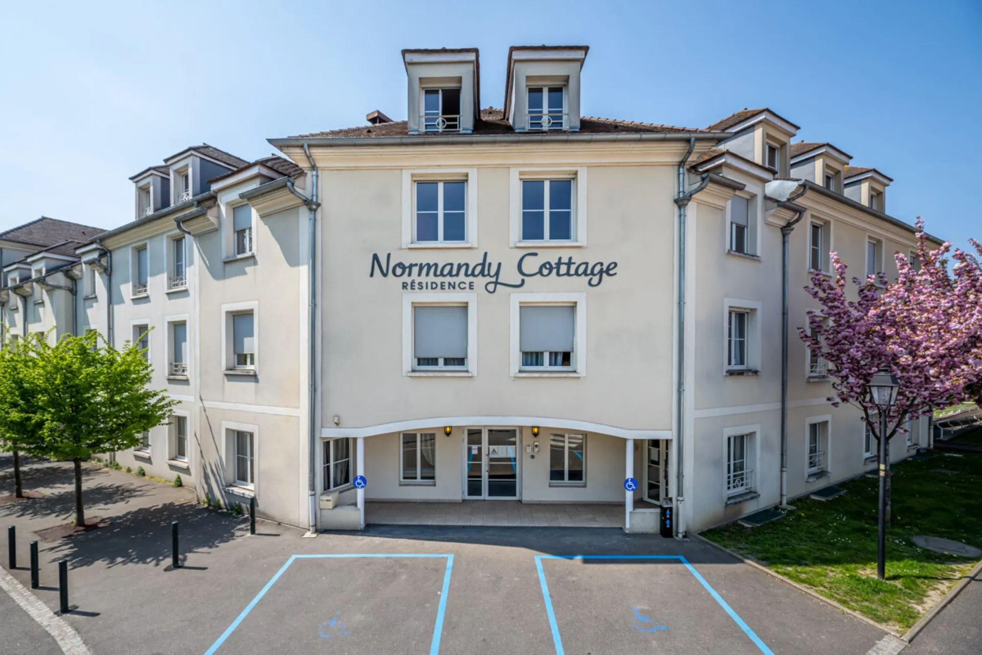 Normandy Cottage - Maison de retraite / EHPAD à Mandres-les-Roses
