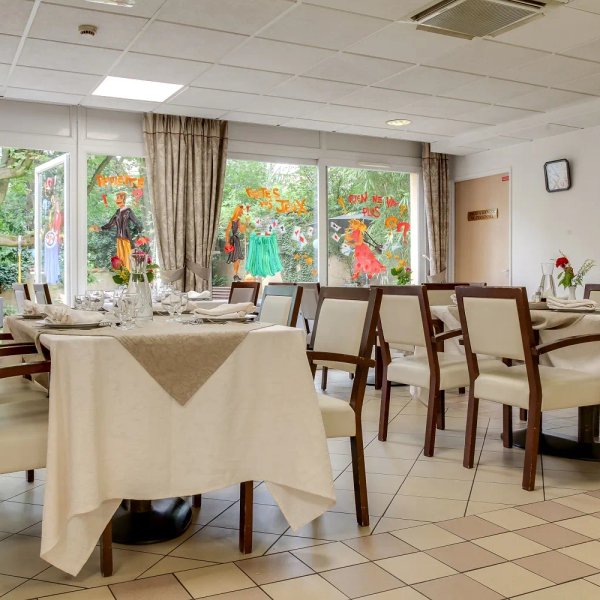 Les Jardins des Acacias - Maison de retraite / EHPAD à Saint-Maurice