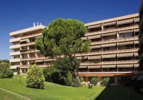 Foyer Logement Lou Paradou - Résidence Services Seniors à Antibes