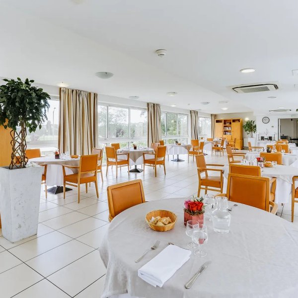 Résidence du Parc - Maison de retraite / EHPAD à Maisons-Laffitte