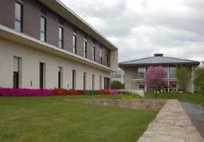 Ehpad Hyacinthe Hevin - Maison de retraite / EHPAD à Étrelles