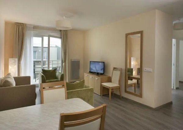 Résidence Domitys Le Phare d'Argent - Résidence Services Seniors à Tourlaville