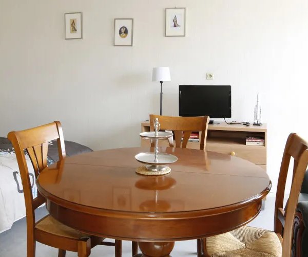 Résidence Anne de Bretagne - Résidence Services Seniors à Mureaux