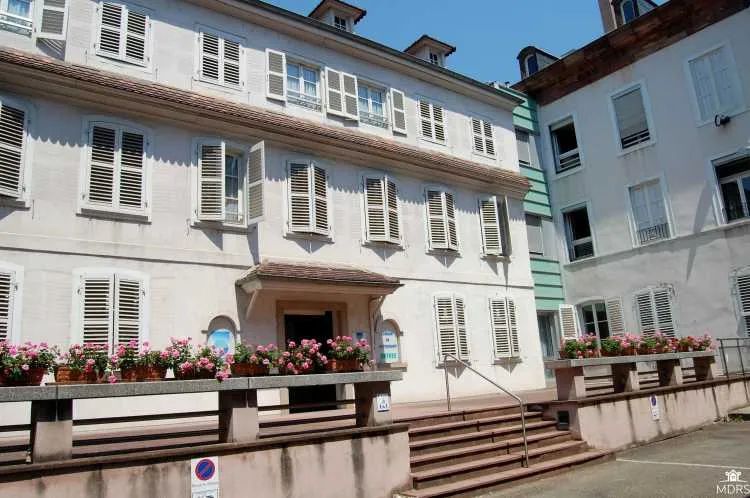 EHPAD CLINIQUE DE LA TOUSSAINT - Maison de retraite / EHPAD à Strasbourg