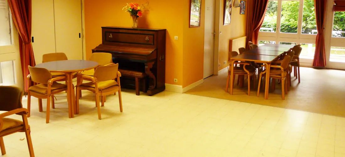 Résidence Les Petits Balcons - Résidence Services Seniors à Villiers-le-Bel