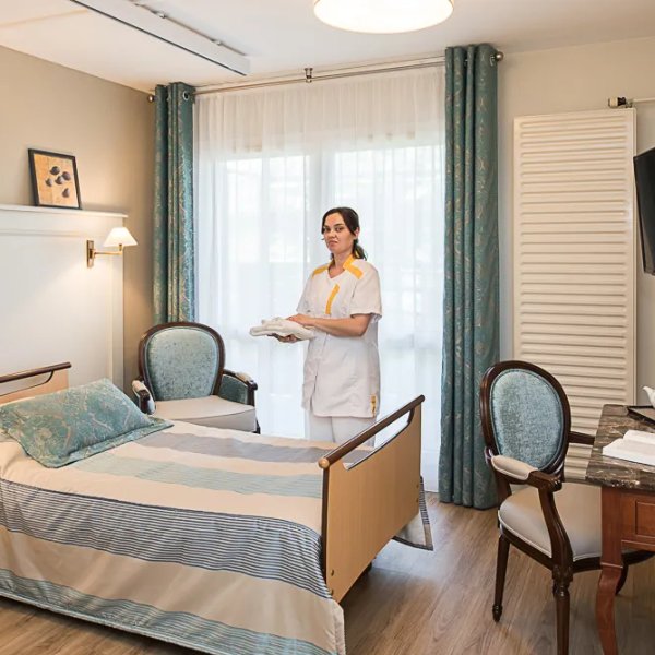 Korian Les Tybilles - Maison de retraite / EHPAD à Meudon