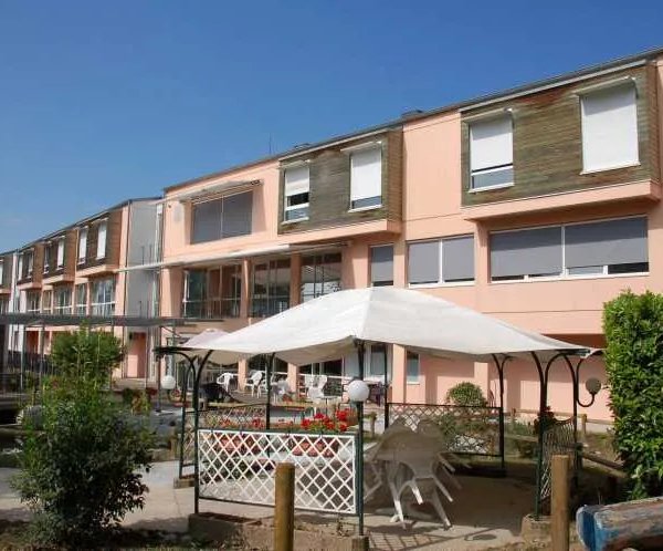 Residence Les Vergers - Maison de retraite / EHPAD à Rougemont-le-Château