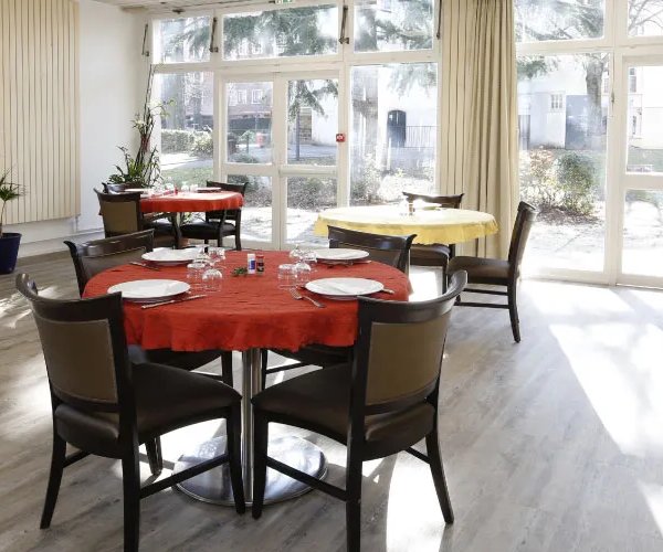 Résidence Le Parc - Résidence Services Seniors à Issy-les-Moulineaux