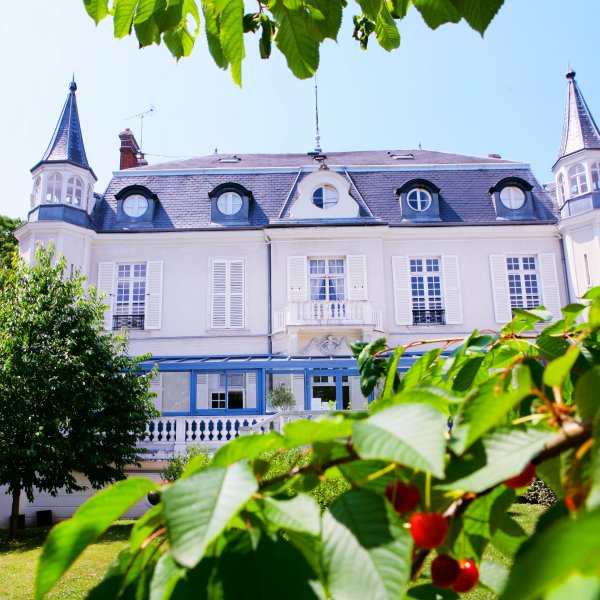 Résidence Services Le Chateau de Louche - Résidence Services Seniors à Annet-sur-Marne